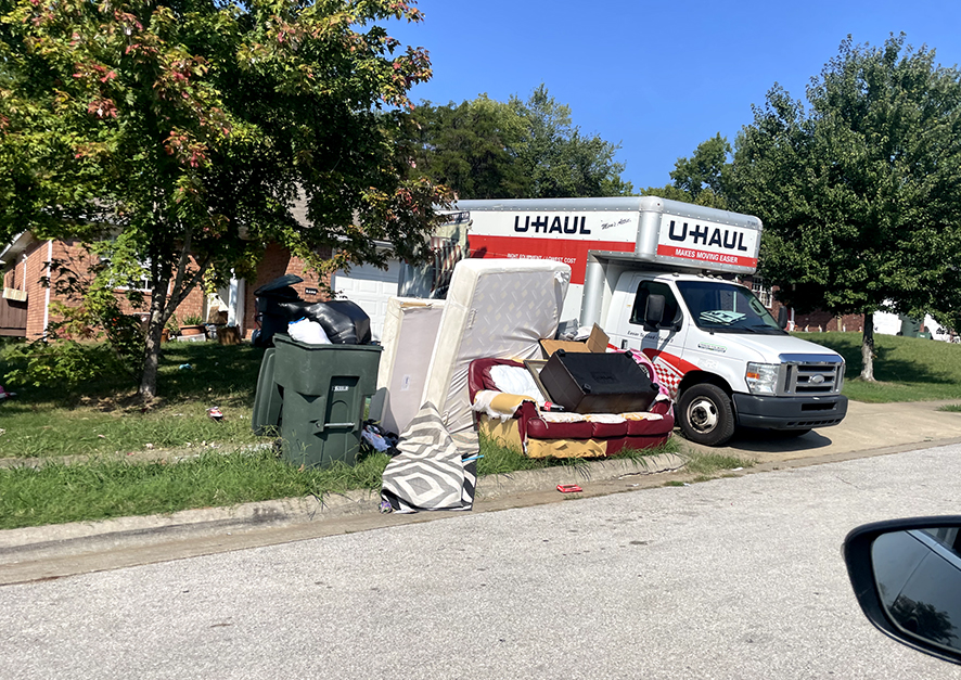 Furniture Removal in Arkansas -The Strong Lion Junk Removal