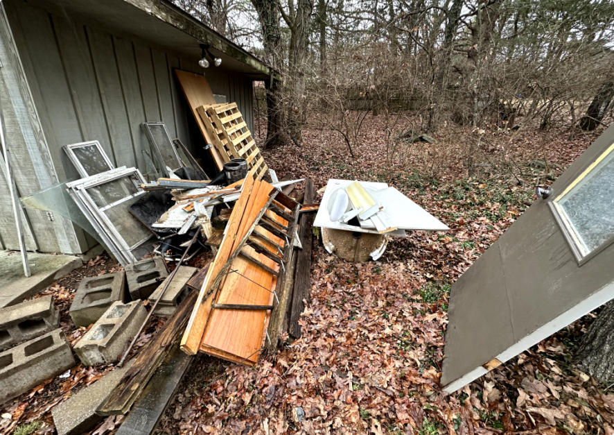 Home junk Removal in Arkansas -The Strong Lion Junk Removal