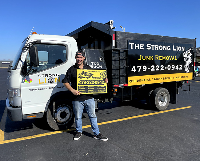 the strong lion junk removal contact